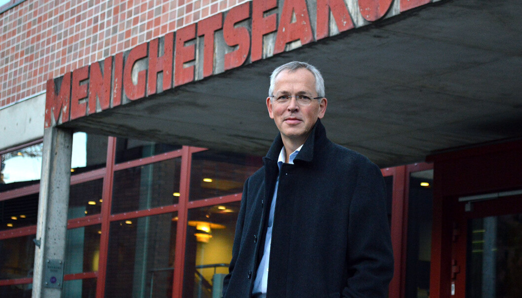 Vidar Haanes, rektor ved MF vitenskaplige høgskole. Han ser ingen trussel i at NLA også skal få utdanne prester. Vidar Haanes, rektor ved MF vitenskaplige høgskole. Han ser ingen trussel i at NLA også skal få utdanne prester.