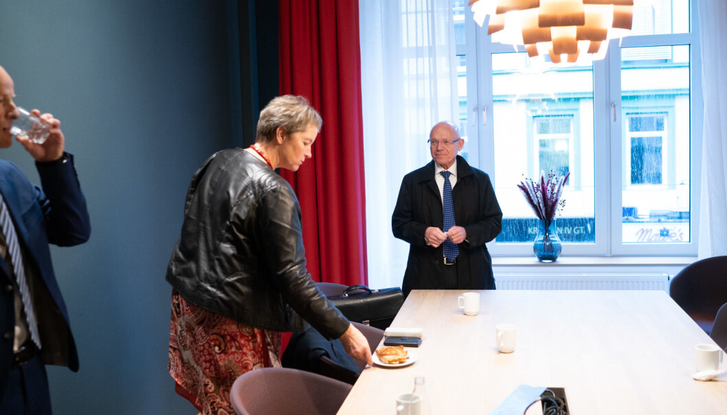 Rektor Hanne Solheim Hansen sier hun vil revurdere forslaget til studieportefølje for studiestedet i Vesterålen. Rektor Hanne Solheim Hansen sier hun vil revurdere forslaget til studieportefølje for studiestedet i Vesterålen.