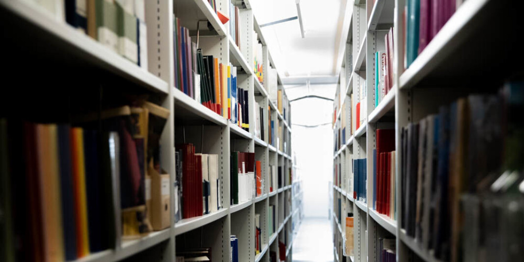 Universitetsforlaget har åpnet bokbasen Idunn mens bibliotekene er stengt, slik at studenter, forskere, helsepersonell og resten av verden har tilgang på over 36.000 tidsskriftartikler og bøker. Universitetsforlaget har åpnet bokbasen Idunn mens bibliotekene er stengt, slik at studenter, forskere, helsepersonell og resten av verden har tilgang på over 36.000 tidsskriftartikler og bøker.