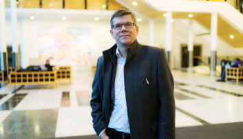 Rektor Svein Stølen ber fakultetene forberede seg på et digitalt semester til høsten. Rektor Svein Stølen ber fakultetene forberede seg på et digitalt semester til høsten.