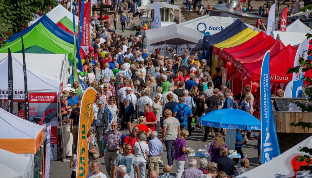 Det skal gjøres opp status på Arendalsuka tirsdag om hva åtte år med Erna Solberg har betydd for høyere utdanning og forskning. Her fra et tidligere år, men det er tett med folk i år også. Det skal gjøres opp status på Arendalsuka tirsdag om hva åtte år med Erna Solberg har betydd for høyere utdanning og forskning. Her fra et tidligere år, men det er tett med folk i år også.