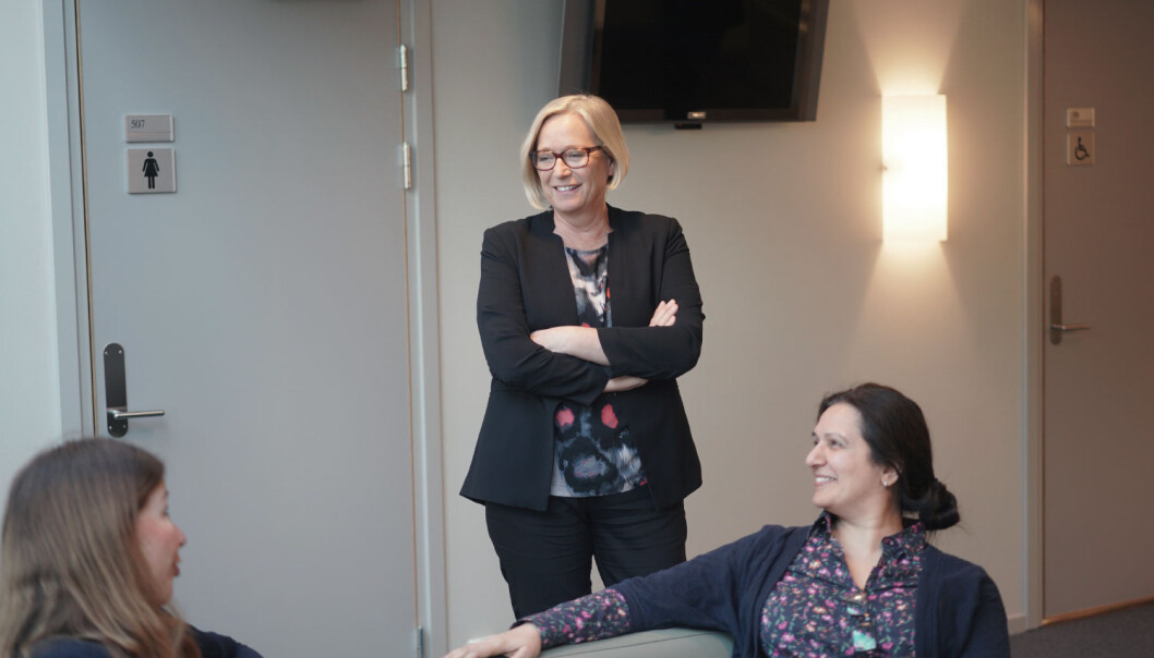Marit Arnstad sitter i utdannings- og forskningskomiteen på stortinget. Hun leder også arbeidet med nytt program for Senterpartiet. Marit Arnstad sitter i utdannings- og forskningskomiteen på stortinget. Hun leder også arbeidet med nytt program for Senterpartiet.