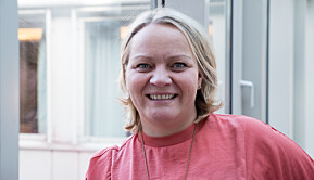 Medlem av utdannings- og forskningskomiteen, Mona Fagerås (SV), er kritisk til det hun beskriver som et nedjustert ambisjonsnivå for studentboligbygging. Medlem av utdannings- og forskningskomiteen, Mona Fagerås (SV), er kritisk til det hun beskriver som et nedjustert ambisjonsnivå for studentboligbygging.