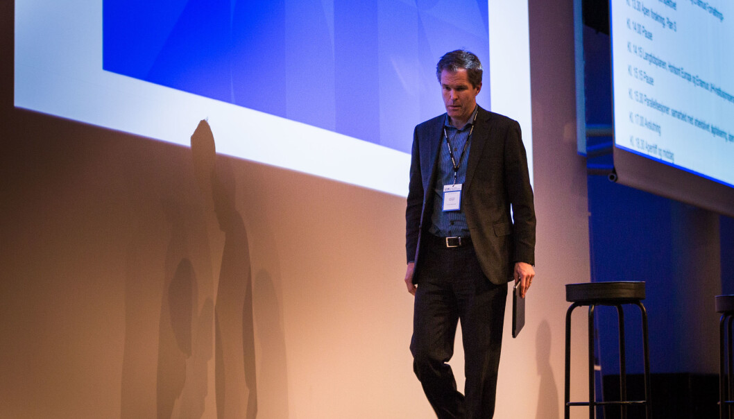 John-Arne Røttingen skal koordinere en stor, internasjonal studie for å prøve ut medisin mot korona-epidemien. John-Arne Røttingen skal koordinere en stor, internasjonal studie for å prøve ut medisin mot korona-epidemien.