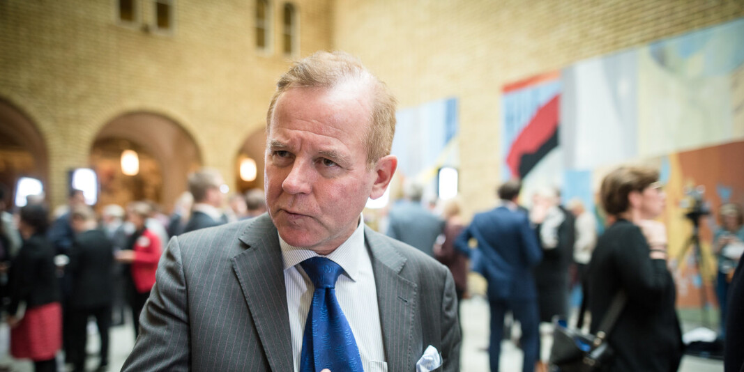 Rektor ved Karolinska institutet, Ole Petter Ottersen ,er en av 12 rektorer i Sverige som ber om flere statlige midler til forskning, i lys av koronakrisen. Bildet er fra i vandrehallenen på Stortinget i 2016, da han var rektor ved UiO. Rektor ved Karolinska institutet, Ole Petter Ottersen ,er en av 12 rektorer i Sverige som ber om flere statlige midler til forskning, i lys av koronakrisen. Bildet er fra i vandrehallenen på Stortinget i 2016, da han var rektor ved UiO.