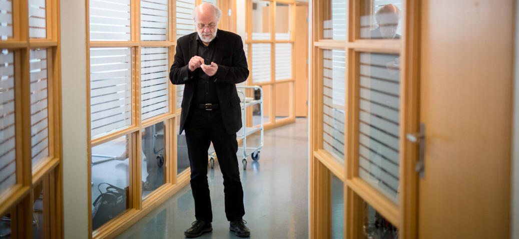 Ein nær samla sektor var imot forslaget til felles klima- og miljørapportering frå regjeringa. Petter Aasen, rektor ved Universitetet i Sørøst-Noreg, meinte det ville bli byråkratiserande og for dyrt. I dag står universitetet hans fortsatt utan oversikt over eigne klimagassutslepp . Ein nær samla sektor var imot forslaget til felles klima- og miljørapportering frå regjeringa. Petter Aasen, rektor ved Universitetet i Sørøst-Noreg, meinte det ville bli byråkratiserande og for dyrt. I dag står universitetet hans fortsatt utan oversikt over eigne klimagassutslepp .