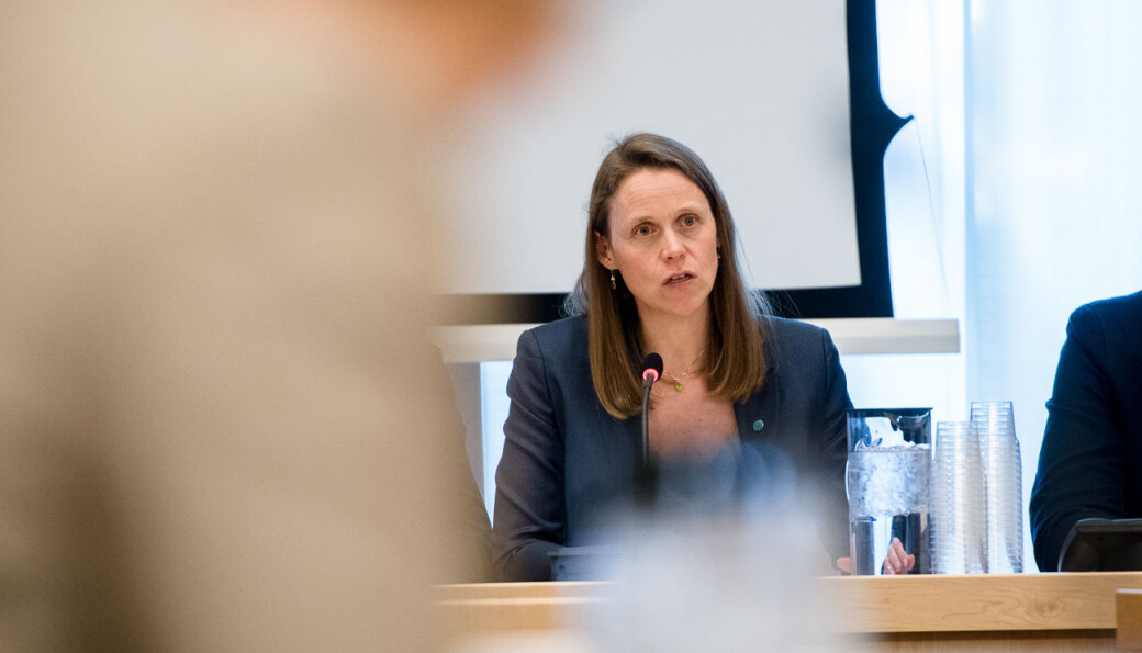Forskning og produktivitet henger sammen. Når norsk olje og gass har fagmiljøer i verdensklasse er det fordi sektoren har satset tungt på forskning og kunnskap. Slik har den skapt høy produktivitet og tilpasset seg krav fra en streng norsk lovgivning. Gevinsten har vært lavere kostnader, redusert risiko og mindre utslipp enn konkurrenter, skriver Lise Lyngsnes Randeberg (bildet), Lars Olav Grøvik og Nina Riibe. Forskning og produktivitet henger sammen. Når norsk olje og gass har fagmiljøer i verdensklasse er det fordi sektoren har satset tungt på forskning og kunnskap. Slik har den skapt høy produktivitet og tilpasset seg krav fra en streng norsk lovgivning. Gevinsten har vært lavere kostnader, redusert risiko og mindre utslipp enn konkurrenter, skriver Lise Lyngsnes Randeberg (bildet), Lars Olav Grøvik og Nina Riibe.
