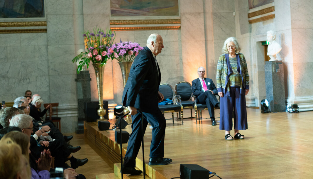 Karen Uhlenbeck var første kvinne som mottok Abel-prisen. Det var i 2019 og er også siste gang Abelprisen ble delt ut under et storstilt arrangement i Universitetets Aula. Karen Uhlenbeck var første kvinne som mottok Abel-prisen. Det var i 2019 og er også siste gang Abelprisen ble delt ut under et storstilt arrangement i Universitetets Aula.