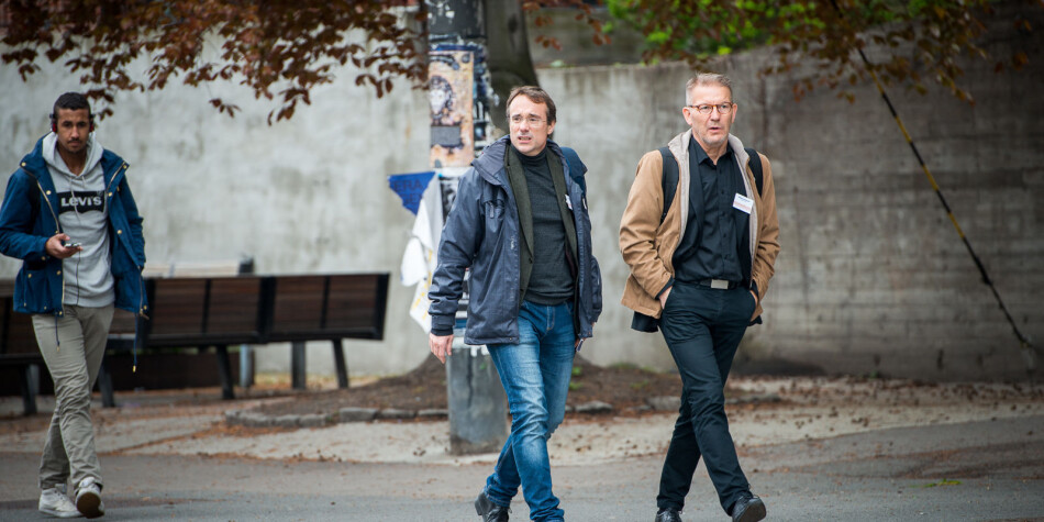 Rektor på Høgskolen i Volda, Johann Roppen. Her under vandring med rektor ved Høgskolen i Molde, Hallgeir Gammelsæter, ved en tidligere anledning. Foto: Skjalg Bøhmer Vold Rektor på Høgskolen i Volda, Johann Roppen. Her under vandring med rektor ved Høgskolen i Molde, Hallgeir Gammelsæter, ved en tidligere anledning. Foto: Skjalg Bøhmer Vold