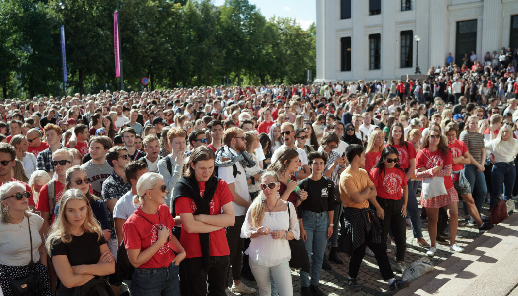 Skal man ta en bestemt utdanning, bør det skje i så ung alder som mulig for å dra nytte av kompetansen man oppnår under utdanningen lengst mulig, skriver Torberg Falch. Bildet er fra semesterstartsseremoni ved Universitetsplassen i Oslo. Skal man ta en bestemt utdanning, bør det skje i så ung alder som mulig for å dra nytte av kompetansen man oppnår under utdanningen lengst mulig, skriver Torberg Falch. Bildet er fra semesterstartsseremoni ved Universitetsplassen i Oslo.