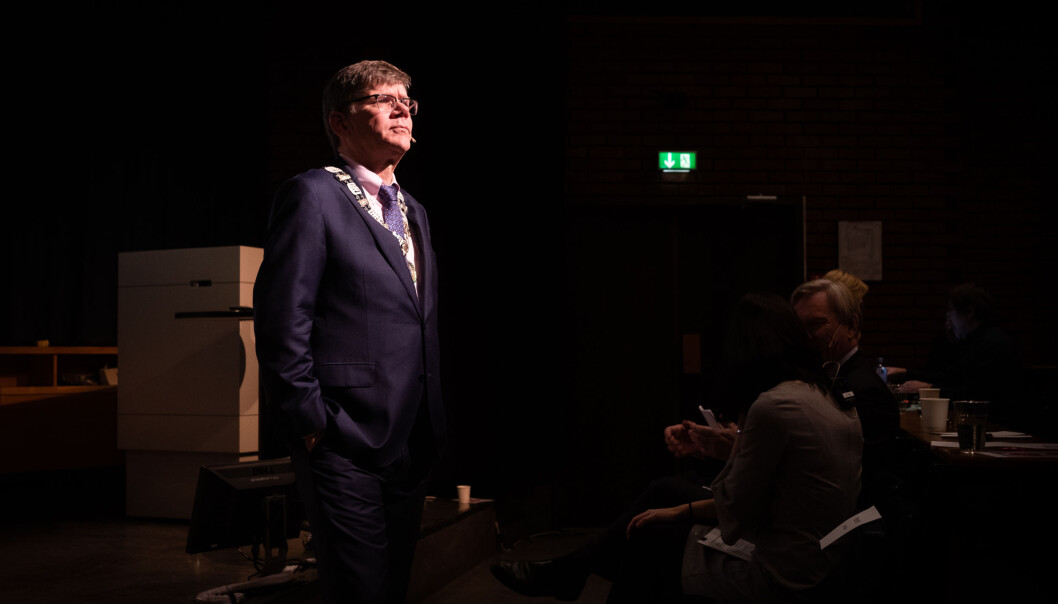 Rektor på Universitetet i Oslo, Svein Stølen, er den eneste norske universitetsrektoren som kan smykke seg med plassering blant de fremste internasjonale universitetene i verden. Foto: Torkjell trædal Rektor på Universitetet i Oslo, Svein Stølen, er den eneste norske universitetsrektoren som kan smykke seg med plassering blant de fremste internasjonale universitetene i verden. Foto: Torkjell trædal