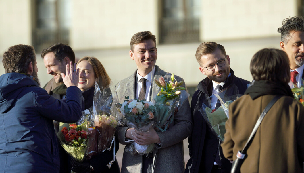 Henrik Asheim på Slottsplassen rett etter hans inntreden i regjeringen som forsknings- og høyere utdanningsminister. Foto: Ketil Blom Haugstulen Henrik Asheim på Slottsplassen rett etter hans inntreden i regjeringen som forsknings- og høyere utdanningsminister. Foto: Ketil Blom Haugstulen