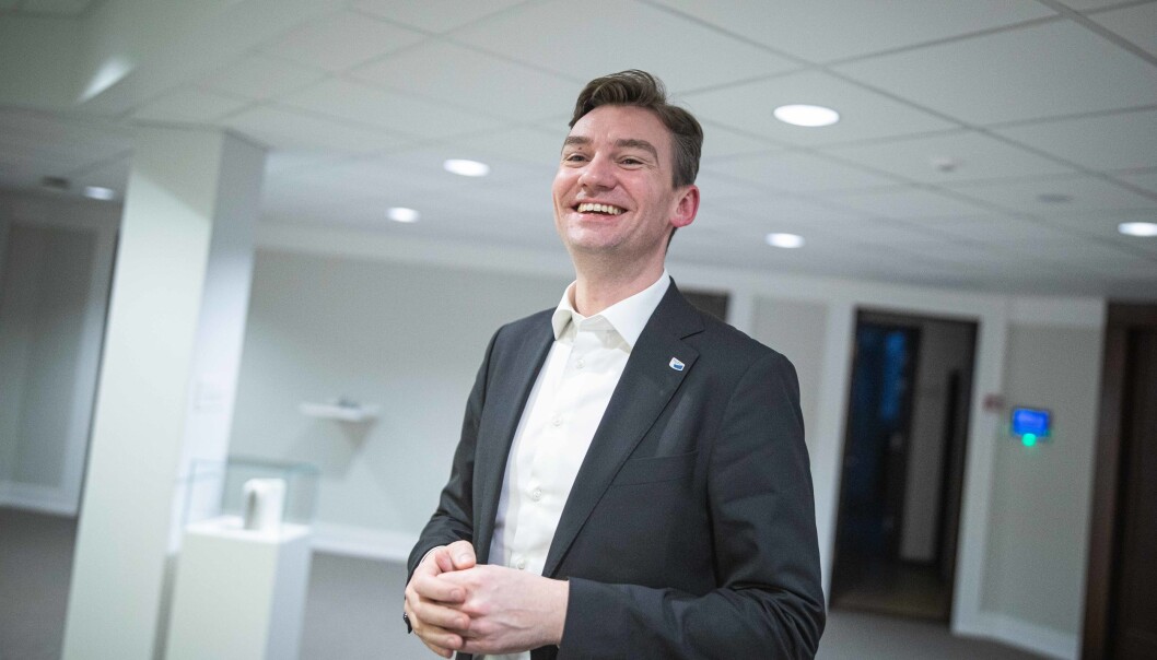 Henrik Asheim vil sende flere studenter ut i verden. Ingen dum ide, men da trengs det mer penger, mener studentleder Joachim Børlie. Foto: Siri Øverland Eriksen Henrik Asheim vil sende flere studenter ut i verden. Ingen dum ide, men da trengs det mer penger, mener studentleder Joachim Børlie. Foto: Siri Øverland Eriksen