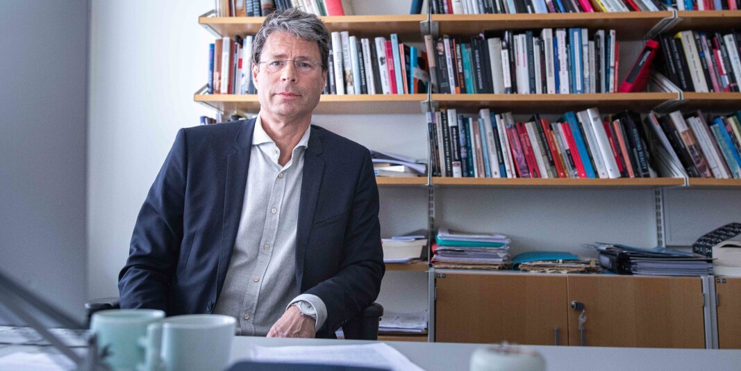 Dekan og professor Frode Helland har brukt eksempler fra tekster av blant andre professor emeritus Truls Wyller i sin bok om rasistisk retorikk. Det likte Wyller dårlig, og debatten har gått en stund. Dekan og professor Frode Helland har brukt eksempler fra tekster av blant andre professor emeritus Truls Wyller i sin bok om rasistisk retorikk. Det likte Wyller dårlig, og debatten har gått en stund.