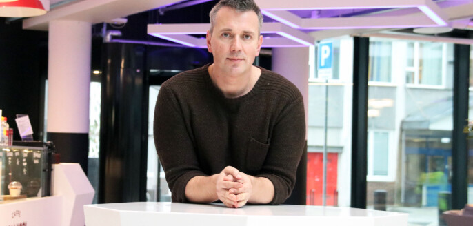 Helge Holgersen i Forskerforbundet ved UiB er sterkt kritisk til ledelsens håndtering av oppsigelsen av en av forbundets medlemmer. Foto: Joar Hystad Helge Holgersen i Forskerforbundet ved UiB er sterkt kritisk til ledelsens håndtering av oppsigelsen av en av forbundets medlemmer. Foto: Joar Hystad