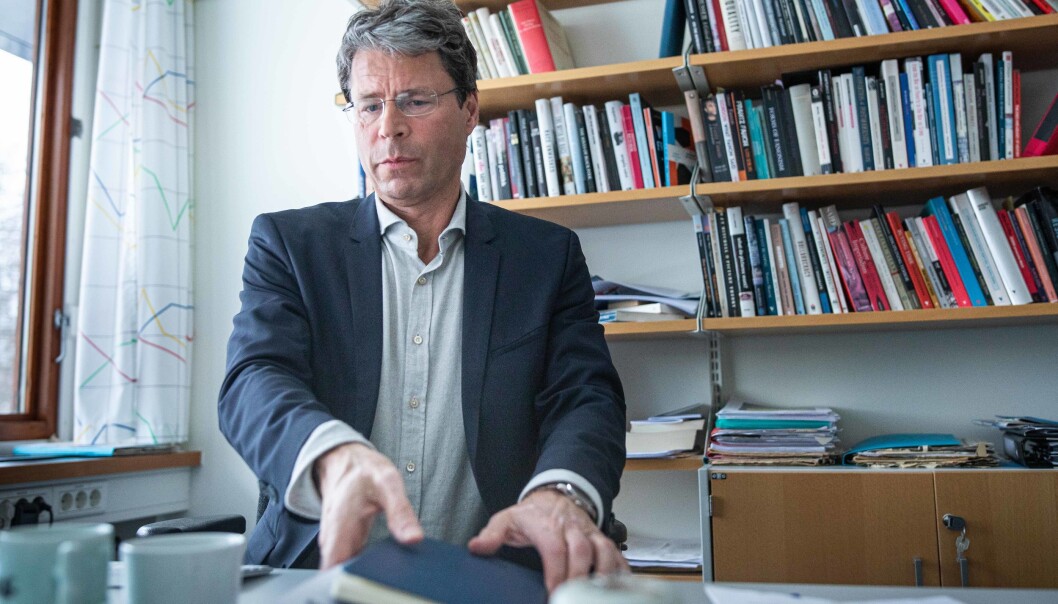 — Det er alltid slik at når man ytrer seg rundt disse temaene så vekker det mange følelser. Jeg synes så langt at det har hatt en grei diskusjon rundt disse tingene, sier dekan ved Universitetet i Oslo, Frode Helland. Foto: Siri Øverland Eriksen — Det er alltid slik at når man ytrer seg rundt disse temaene så vekker det mange følelser. Jeg synes så langt at det har hatt en grei diskusjon rundt disse tingene, sier dekan ved Universitetet i Oslo, Frode Helland. Foto: Siri Øverland Eriksen