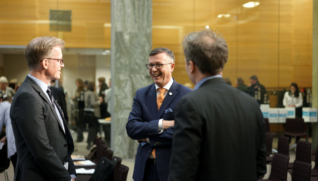 Ansatt rektor ved OsloMet, Curt Rice (t.v.) og valgt rektor og styreleder Dag Rune Olsen ved Universitetet i Bergen under framlegging av forslag til ny universitets- og høgskolelov. Foto: Ketil Blom Haugstulen Ansatt rektor ved OsloMet, Curt Rice (t.v.) og valgt rektor og styreleder Dag Rune Olsen ved Universitetet i Bergen under framlegging av forslag til ny universitets- og høgskolelov. Foto: Ketil Blom Haugstulen
