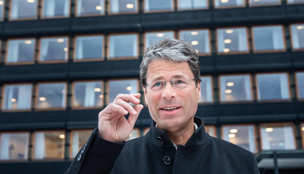 Ikke ønsket: UiO-dekan Frode Helland er invitert til Vitenskapsteoretisk forum ved NTNU. Det likte førsteamanuensis Øyvind Eikrem og flere med ham dårlig. Nå får Eikrem reaksjoner på sitt ønske om å gi Helland «scenenekt». Foto: Siri Øverland Eriksen Ikke ønsket: UiO-dekan Frode Helland er invitert til Vitenskapsteoretisk forum ved NTNU. Det likte førsteamanuensis Øyvind Eikrem og flere med ham dårlig. Nå får Eikrem reaksjoner på sitt ønske om å gi Helland «scenenekt». Foto: Siri Øverland Eriksen