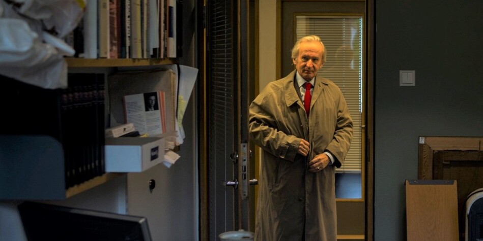 — Ansvaret ligger hos dem som gjennomførte ordningen, uten å vite om organisasjonen faktisk kunne håndtere det. Da går det sånn som dette, sier John Peter Collett. Foto: David Engmo — Ansvaret ligger hos dem som gjennomførte ordningen, uten å vite om organisasjonen faktisk kunne håndtere det. Da går det sånn som dette, sier John Peter Collett. Foto: David Engmo
