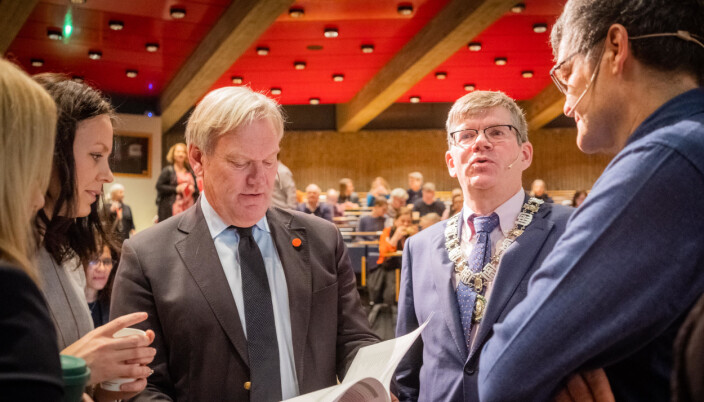 Per Morten Sandset, viserektor for forskning og innovasjon, og rektor Svein Stølen forbereder ny strategi for universitetets innovasjonsarbeid. Per Morten Sandset, viserektor for forskning og innovasjon, og rektor Svein Stølen forbereder ny strategi for universitetets innovasjonsarbeid.
