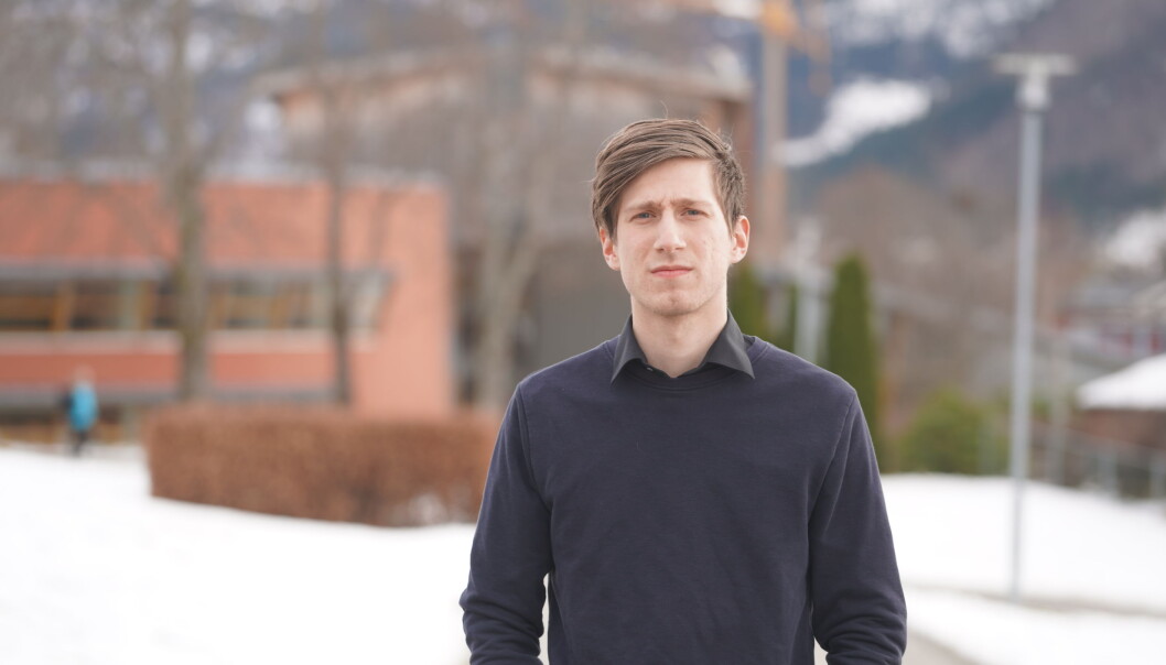 Youri van der Werve er ikkje nøgd med tilbodet han får som student i medieproduksjon ved Høgskulen i Volda. Fleire av dei som skulle hatt undervisning er sjukemelde. Foto: Privat Youri van der Werve er ikkje nøgd med tilbodet han får som student i medieproduksjon ved Høgskulen i Volda. Fleire av dei som skulle hatt undervisning er sjukemelde. Foto: Privat