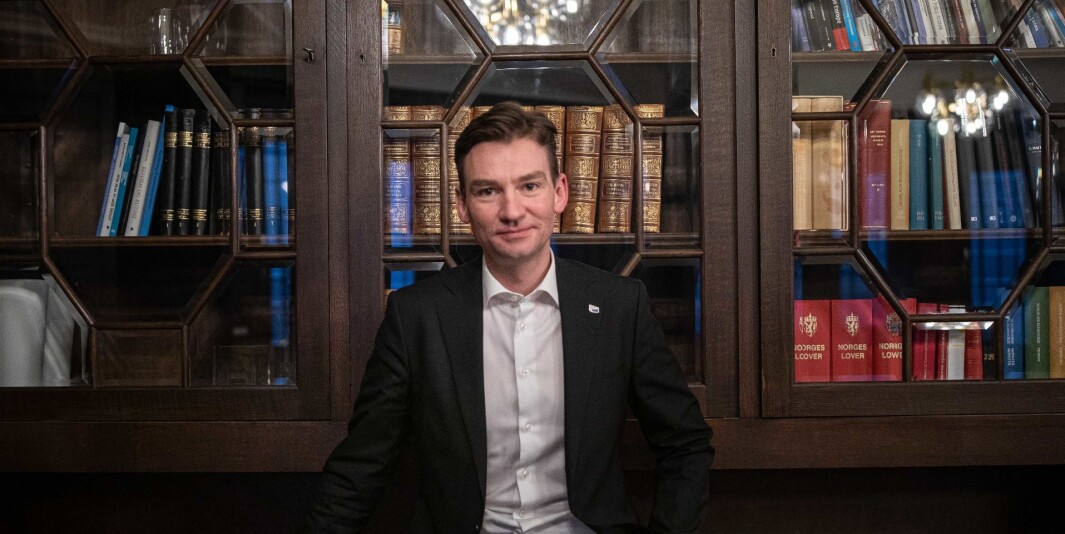 Svaret bør være kunnskap, skriver leder av Forskerforbundet, Guro Elisabeth Lind, om forhandlingene i regjeringens budsjettkonferanse i neste uke. Avbildet er forsknings- og høyere utdanningsminister Henrik Asheim (H). Svaret bør være kunnskap, skriver leder av Forskerforbundet, Guro Elisabeth Lind, om forhandlingene i regjeringens budsjettkonferanse i neste uke. Avbildet er forsknings- og høyere utdanningsminister Henrik Asheim (H).