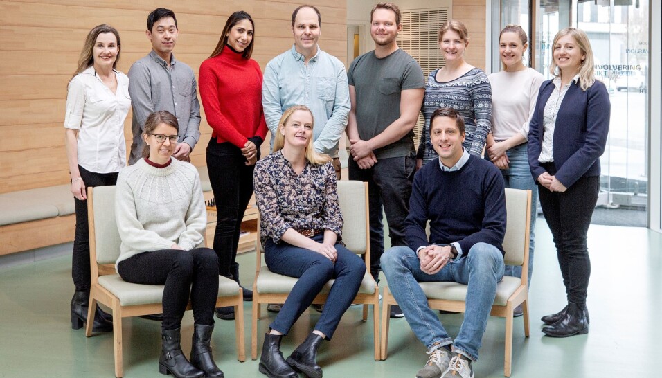 De nyansatte stipendiat- og postdoktorene ved UiS: Flora Balieva (bak f.v.), Michael Quan Nguyen, Maria Camila Gonzalez, Benedikt Römer, Anders Blilie, Daniela Rozsa, Vilde Marie Thomseth og Karoline Lode-Kolz. Liv Jorun Høllesli (foran f.v.), Maria Nyre Vigmostad og Clemens Weber.