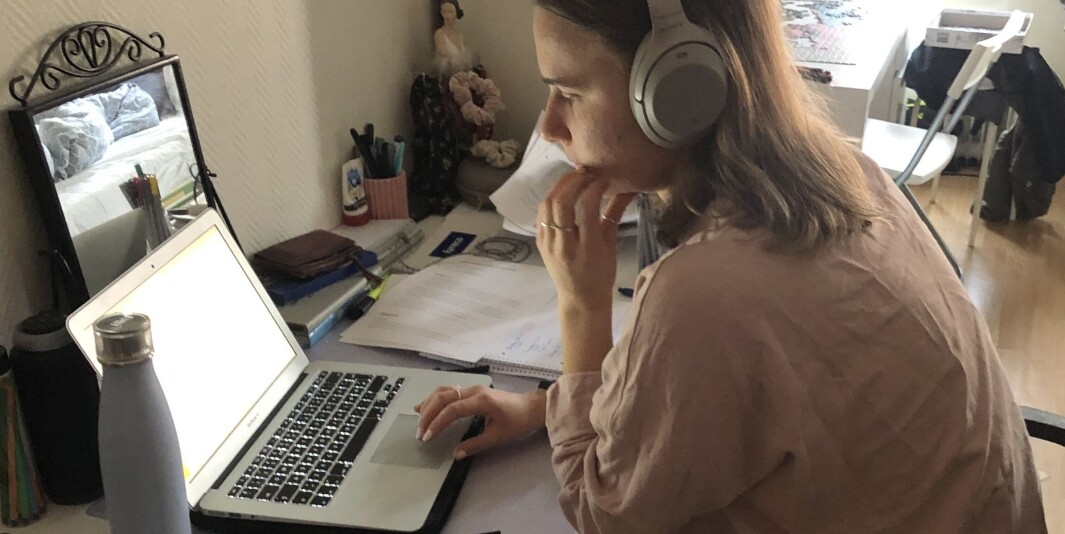 Student
Betina Granlie Mathiesen sier livet har blitt snudd opp ned. Hun går på førsteåret på 5-årig lærerutdanning 1.-7. trinn på OsloMet Student
Betina Granlie Mathiesen sier livet har blitt snudd opp ned. Hun går på førsteåret på 5-årig lærerutdanning 1.-7. trinn på OsloMet