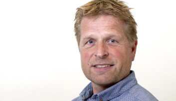 Nokre elevar lagar film, andre skriv i bok. Dosent Trond Lekang skal forska på undervisninga under korona-stenginga. Nokre elevar lagar film, andre skriv i bok. Dosent Trond Lekang skal forska på undervisninga under korona-stenginga.