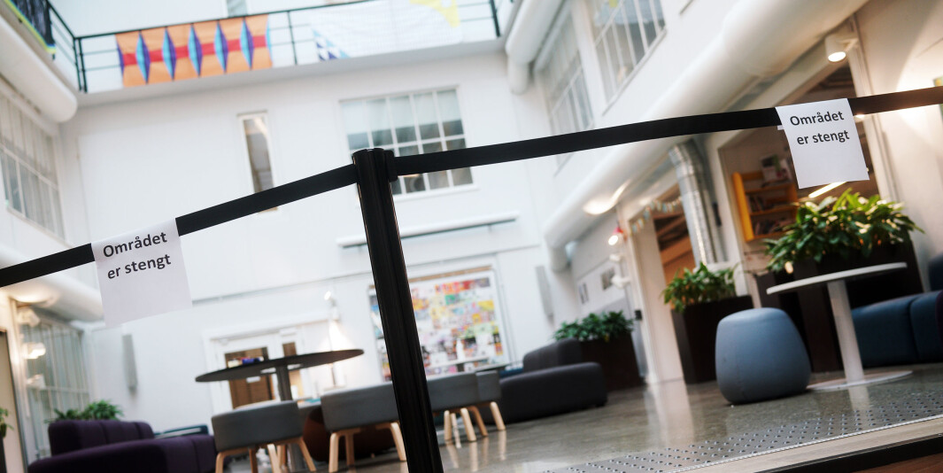 Koronastengt område på Høyskolen Kristiania. Professor Harald N. Røstvik spør: Hva skal vi gjøre når høsten kommer og studenter som har sagt ja til studieplass ikke møter opp pga reiserestriksjoner eller redsel? Koronastengt område på Høyskolen Kristiania. Professor Harald N. Røstvik spør: Hva skal vi gjøre når høsten kommer og studenter som har sagt ja til studieplass ikke møter opp pga reiserestriksjoner eller redsel?