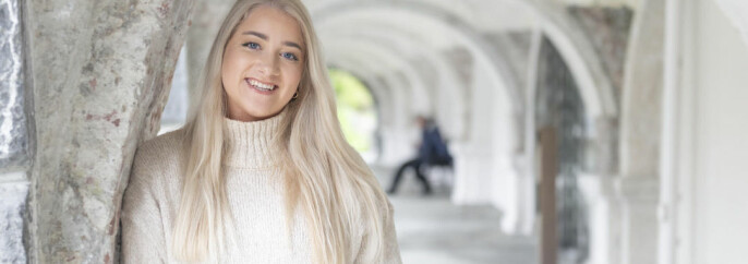 — Total ansvarsfraskrivelse fra de lokale myndighetene, mener studentleder Sandra Amalie Lid Krumsvik, ved Universitetet i Bergen.