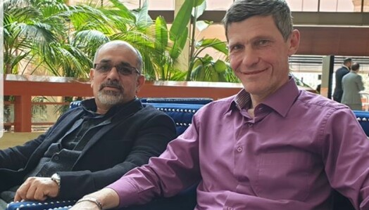 Aihan Jaf og Mahmoud Shaaban var på plass på Radisson Blu Resort hotell i Sharjah, noen dager før konferansen deres gikk av stabelen.