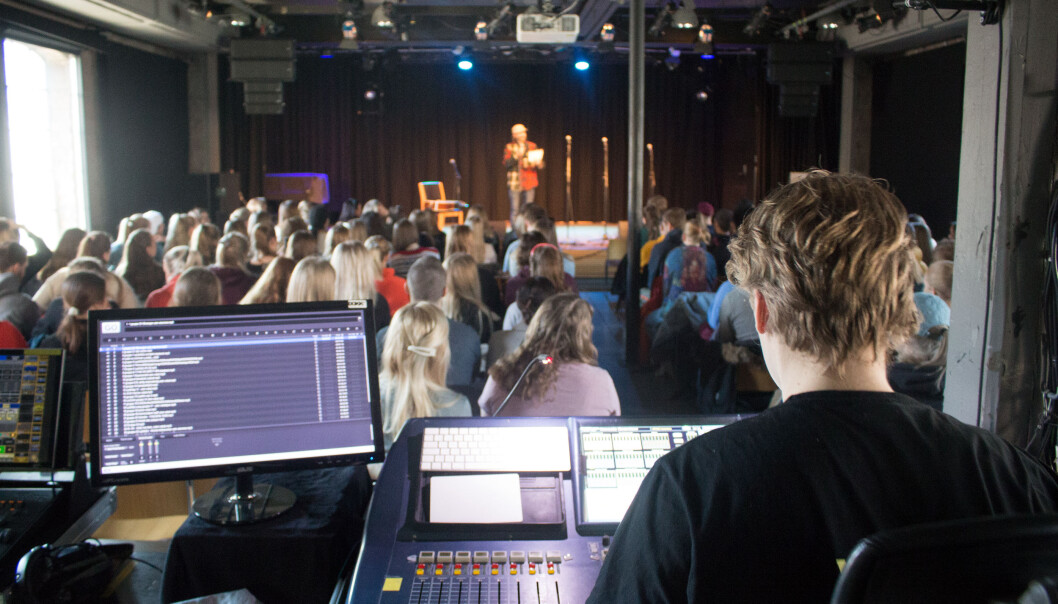 Her på Dokkhuset i Trondheim får ikke representanter fra Forandringfabrikken gå på scenen under onsdagens arrangement. Dette bildet er fra et tidligere arrangement på Dokkhuset. Her på Dokkhuset i Trondheim får ikke representanter fra Forandringfabrikken gå på scenen under onsdagens arrangement. Dette bildet er fra et tidligere arrangement på Dokkhuset.