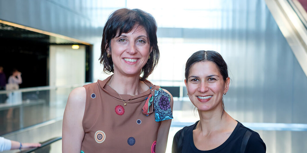 — Vi mener at andre filosofiske tradisjoner ikke bør avvises helt fra måten vi driver med forskningsbasert praksis, sier Elena Rocca (t.v.). Her med Rani Lill Anjum. — Vi mener at andre filosofiske tradisjoner ikke bør avvises helt fra måten vi driver med forskningsbasert praksis, sier Elena Rocca (t.v.). Her med Rani Lill Anjum.
