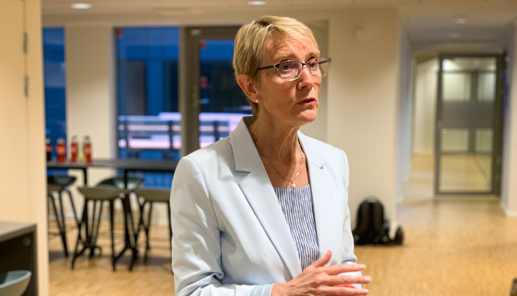 — Så snart kommunen tillater det, vil studentene få komme tilbake igjen på campus, sier rektor Anne Borg ved NTNU. — Så snart kommunen tillater det, vil studentene få komme tilbake igjen på campus, sier rektor Anne Borg ved NTNU.