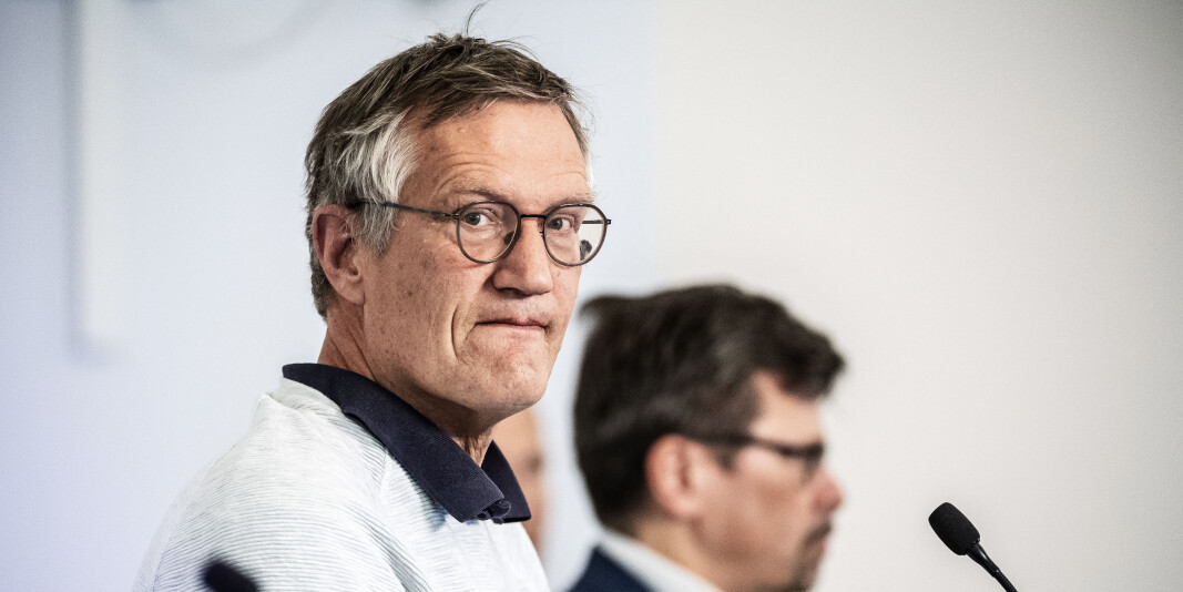 Anders Tegnell på ein av pressekonferansane. Sverige har hatt ei anna tilnærming til koronaviruset enn nabolanda. Anders Tegnell på ein av pressekonferansane. Sverige har hatt ei anna tilnærming til koronaviruset enn nabolanda.