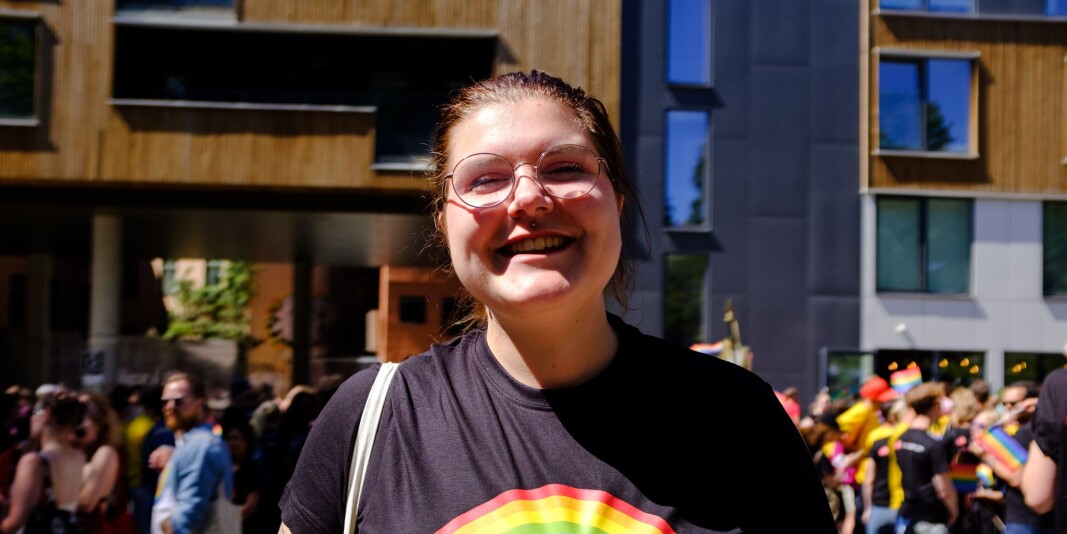 Elise Lystad tok Silvio Bär på ordet og gikk til antikken, og mener at enkelte vitser godt kan få bli igjen nettopp i det antikke. Elise Lystad tok Silvio Bär på ordet og gikk til antikken, og mener at enkelte vitser godt kan få bli igjen nettopp i det antikke.