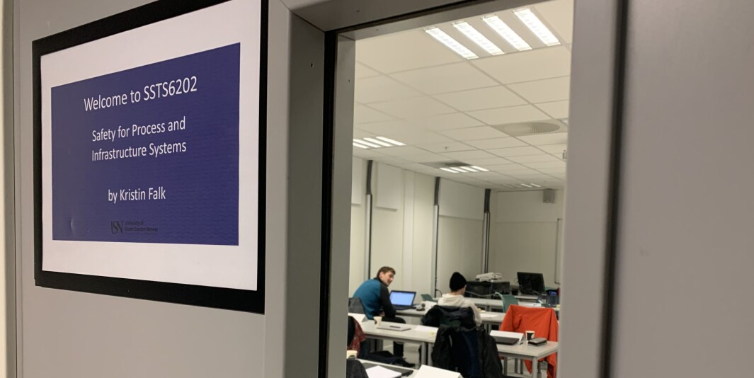 Fra masterundervisning på Universitetet i Sørøst-Norge. Masterstudenter har stått i kø under årets opptak til de ulike masterprogrammene. Fra masterundervisning på Universitetet i Sørøst-Norge. Masterstudenter har stått i kø under årets opptak til de ulike masterprogrammene.