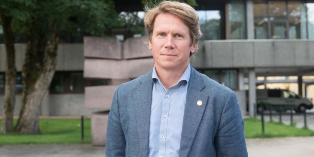 Dekan Jørgen Sejersted, Universitetet i Bergen. Dekan Jørgen Sejersted, Universitetet i Bergen.