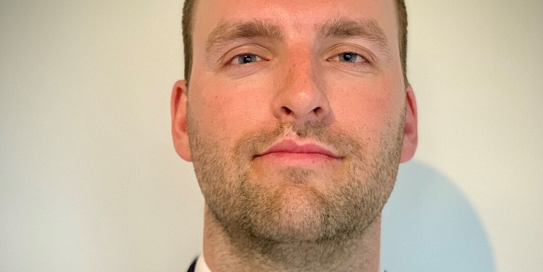 Økonom Bård Alexander Øymar opplever at filosofiutdanningen han har tatt blir verdsatt i ulik grad i finansbransjen. . Økonom Bård Alexander Øymar opplever at filosofiutdanningen han har tatt blir verdsatt i ulik grad i finansbransjen. .
