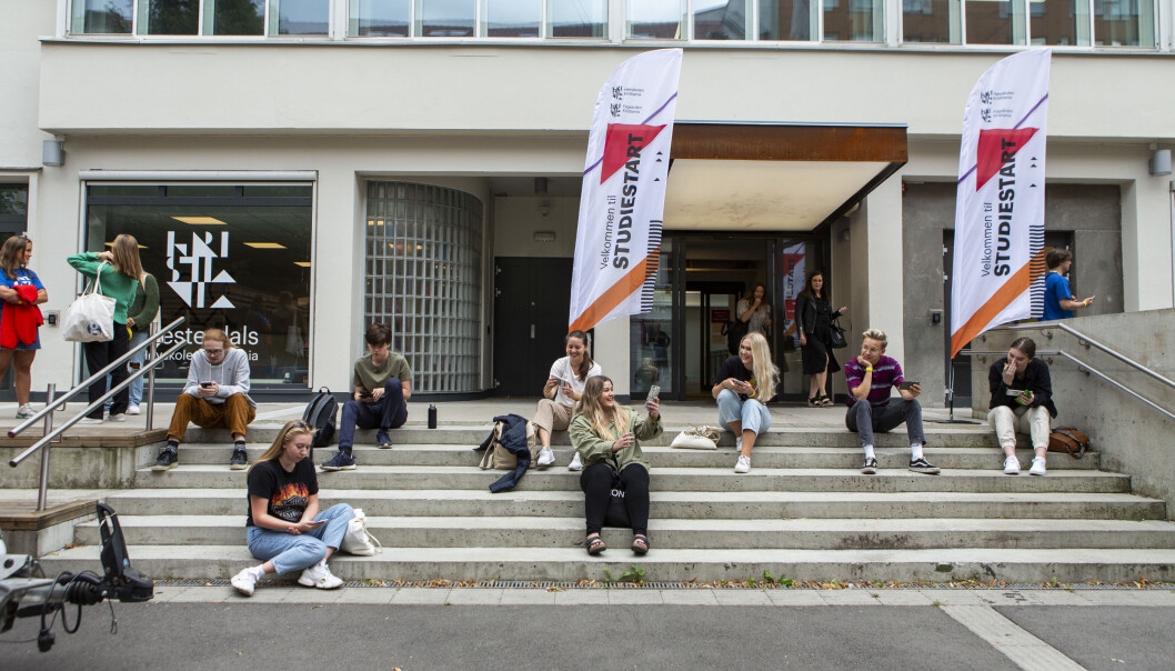 Regjeringen foreslår ekstra midler til fagskoler og private høgskoler for å bidra til at studentene fullfører som planlagt. Her fra studiestart ved Høyskolen Kristiania i fjor. Regjeringen foreslår ekstra midler til fagskoler og private høgskoler for å bidra til at studentene fullfører som planlagt. Her fra studiestart ved Høyskolen Kristiania i fjor.