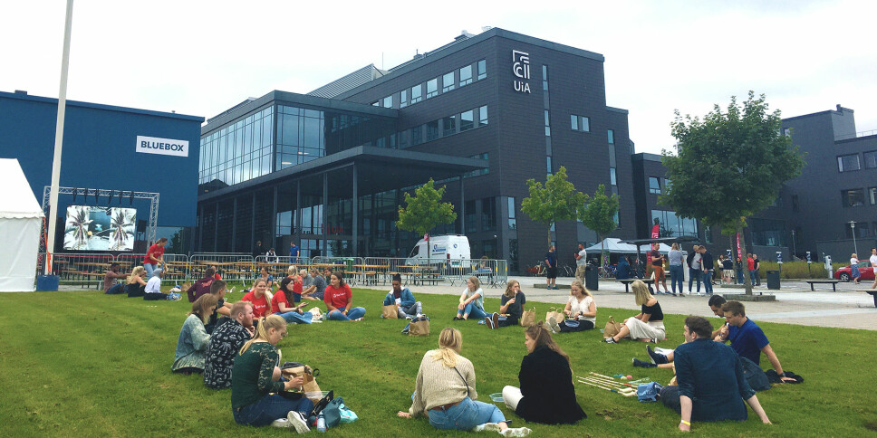 En undersøkelse ved Universitetet i Agder viser at studentene mest av alt ønsker seg tilbake til undervisning med fysisk tilstedeværelse. Her fra årets studiestart ved campus i Grimstad.