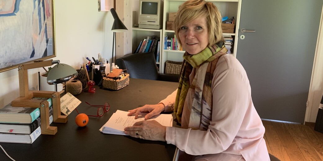 Professor Christine Meyer ved NHH advarer mot en hjemmekontor-praksis som blir så omfattende at universiteter og høgskoler blir folketomme. Professor Christine Meyer ved NHH advarer mot en hjemmekontor-praksis som blir så omfattende at universiteter og høgskoler blir folketomme.