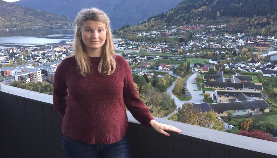 Vilde Hågård har foreslått et opplegg der hun følger undervisningen digitalt mens hun er hjemme med sin nyfødte baby. Selv har hun ikke troen på at Helsedirektoratet vil akseptere forslaget. Vilde Hågård har foreslått et opplegg der hun følger undervisningen digitalt mens hun er hjemme med sin nyfødte baby. Selv har hun ikke troen på at Helsedirektoratet vil akseptere forslaget.