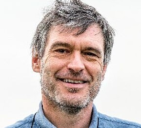 Geir Sverre Braut er lege og professor. Geir Sverre Braut er lege og professor.
