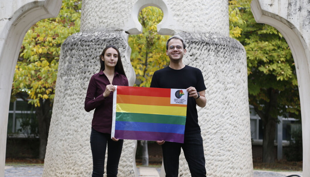 Medlemmer av METU LGBTI+ Solidarity Melike Balkan og Özgür Gür vinner Studentenes fredpris.. Medlemmer av METU LGBTI+ Solidarity Melike Balkan og Özgür Gür vinner Studentenes fredpris..