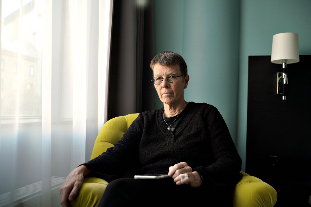 Medisinprofessor Anne Berit Guttormsen ble kjærlighetssvindlet og betalte ut nesten 13 millioner kroner til en person hun traff på en datingside. — Jeg har feilet og reist meg. Nå må jeg komme videre, sier Guttormsen. Medisinprofessor Anne Berit Guttormsen ble kjærlighetssvindlet og betalte ut nesten 13 millioner kroner til en person hun traff på en datingside. — Jeg har feilet og reist meg. Nå må jeg komme videre, sier Guttormsen.