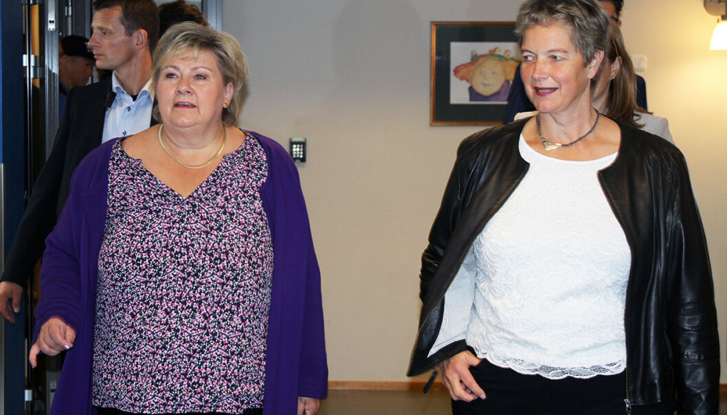 Erna Solberg på besøk hos Nord universitet og rektor Hanne Solheim Hansen. Erna Solberg på besøk hos Nord universitet og rektor Hanne Solheim Hansen.