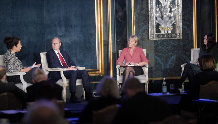 Panelsamtale om akademisk frihet, med blant andre prisevinner Hans Petter Graver og prorektor ved UiB Margareth Hagen og Åse Horrigmo. Panelsamtale om akademisk frihet, med blant andre prisevinner Hans Petter Graver og prorektor ved UiB Margareth Hagen og Åse Horrigmo.