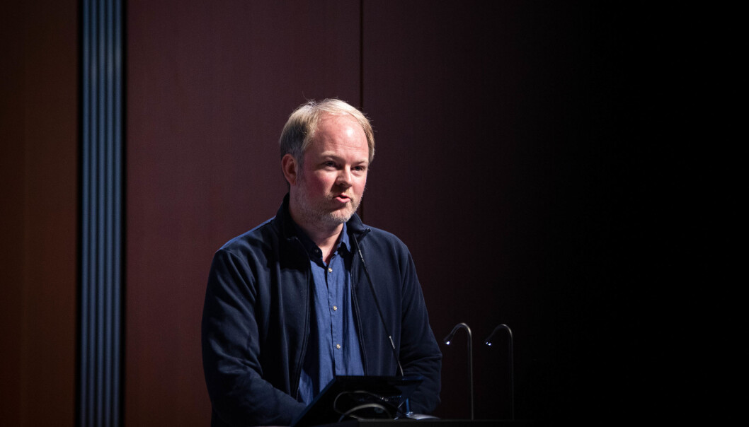 Nifu-forsker Fredrik Niclas Piro under dagens framlegging av indikatorrapporten. Nifu-forsker Fredrik Niclas Piro under dagens framlegging av indikatorrapporten.